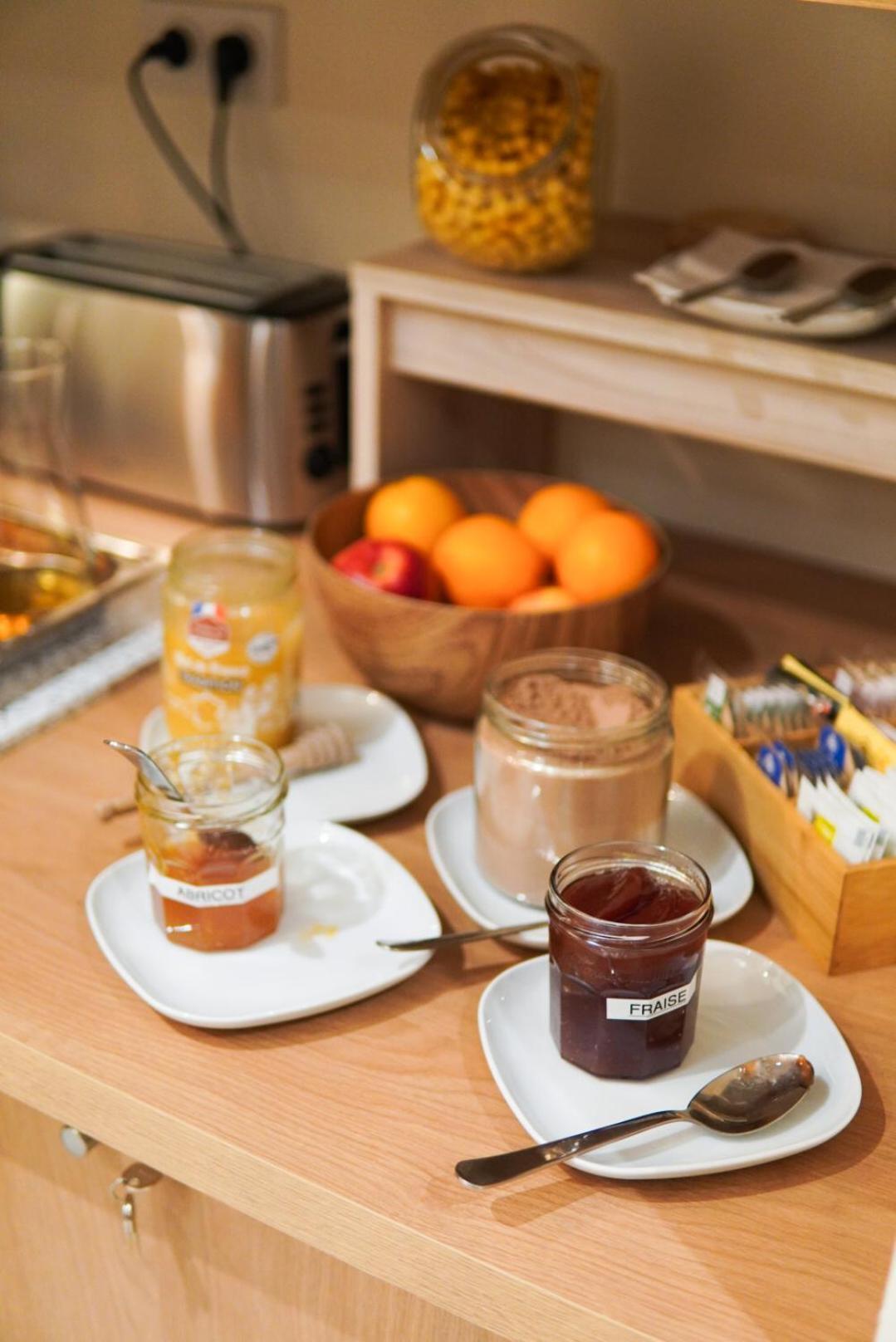 Bloom Hostel Bar & Garden Bordeaux Ngoại thất bức ảnh