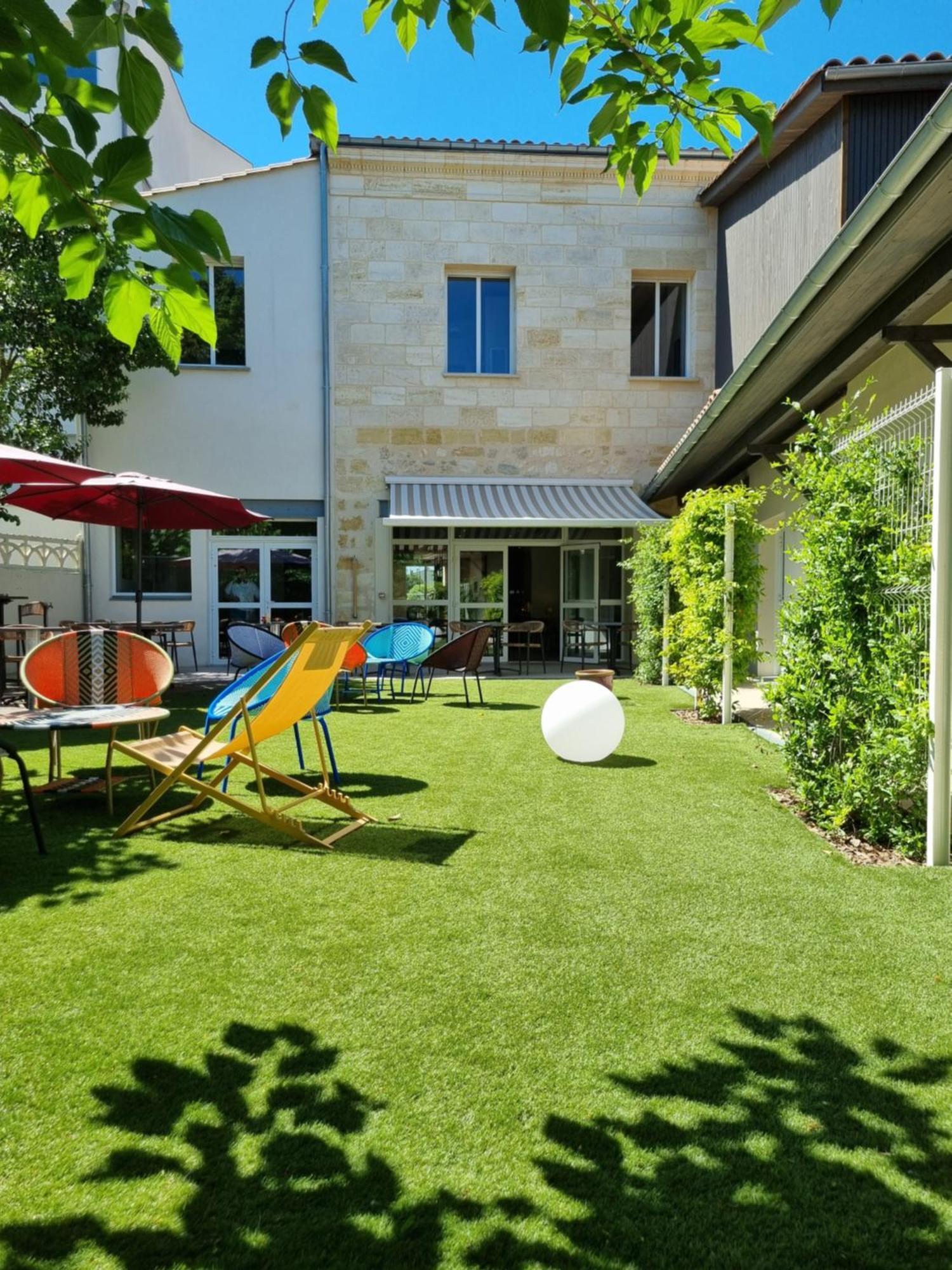 Bloom Hostel Bar & Garden Bordeaux Ngoại thất bức ảnh